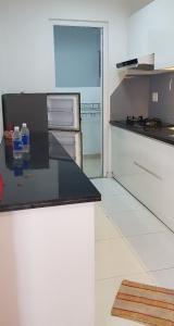 Phòng bếp căn hộ City Gate Căn hộ City Gate tầng cao nội thất đầy đủ, view nội khu hồ bơi.