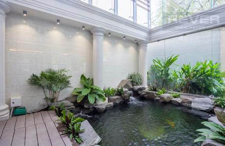 Hồ Cá biệt thự Nhà Bè Bán hoặc cho thuê biệt thự KDC Kim Long, Nhà Bè, diện tích đất 10x21m, đầy đủ nội thất cao cấp, cửa hướng Nam