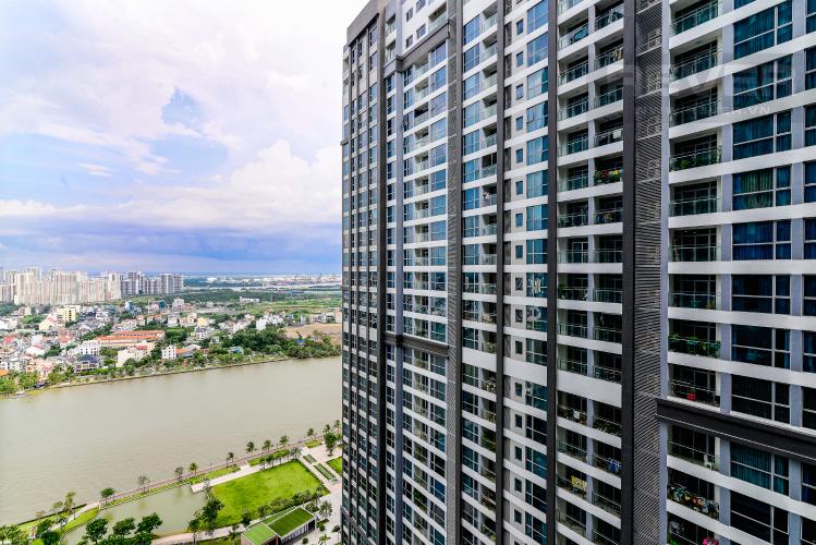 View Căn hộ Vinhomes Central Park 3 phòng ngủ tầng cao Park 2 hướng Nam, full nội thất