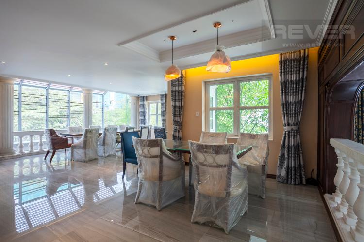 Phòng khách biệt thự Nhà Bè Bán hoặc cho thuê biệt thự KDC Kim Long, Nhà Bè, diện tích đất 10x21m, đầy đủ nội thất cao cấp, cửa hướng Nam