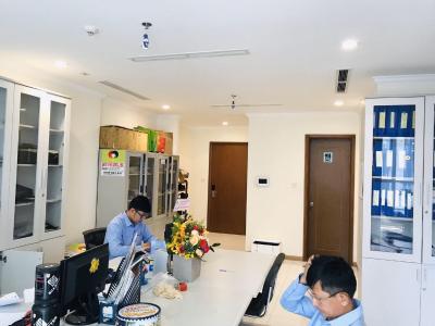 Cho thuê căn hộ 3 phòng ngủ Vinhomes Central Park, diện tích 126.6m2, thiết kế hiện đại, dọn vào ở ngay.