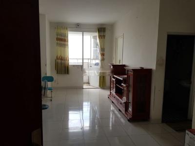 Căn hộ Lotus Apartment cửa hướng Tây, ban công hướng Nam đón gió.