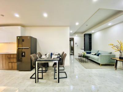 Nhà mẫu Homyland Riverside, Quận 2 Căn hộ Homyland Riverside hướng Bắc, view sông mát mẻ.