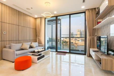 Phòng khách Vinhomes Golden River Quận 1 Căn hộ Vinhomes Golden River đầy đủ nội thất, hướng Đông Bắc.