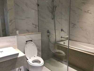 Phòng tắm căn hộ Diamond Island Bán căn hộ Diamond Island nhìn về Landmark 81, đây đủ nội thất.