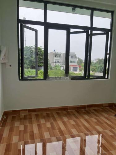 Nhà phố KDC Đông Dương đường Bưng Ông Thoàn quận 9 Nhà phố 2 mặt tiền đường lớn, rộng 230m2 hướng Tây Bắc.