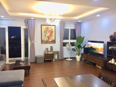 Phòng khách chung cư Phúc Yên, Tân Bình Căn hộ chung cư Phúc Yên hướng Đông Nam, đầy đủ nội thất.