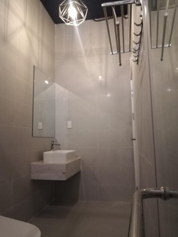 18 Bán nhà KDC Rosita Garden, Quận 9, kết cấu 3 tầng, hướng Đông Bắc