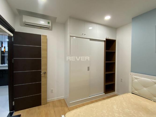 Phòng ngủ căn hộ Xi Grand Court Căn hộ Xi Grand Court đầy đủ nội thất, cửa chính hướng Đông Nam.