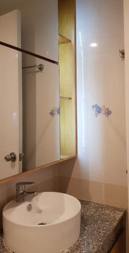 Phòng tắm căn hộ City Gate Căn hộ City Gate tầng cao nội thất đầy đủ, view nội khu hồ bơi.