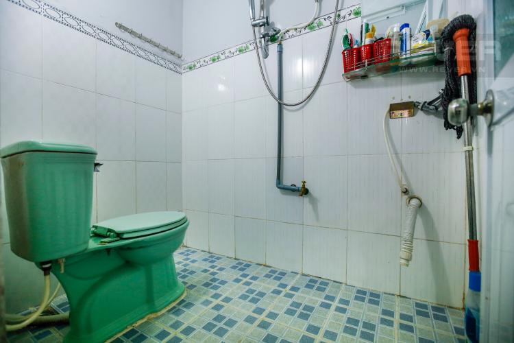 Phòng tắm Nhà phố hẻm C3 Phạm Hùng, Huyện Bình Chánh yên tĩnh