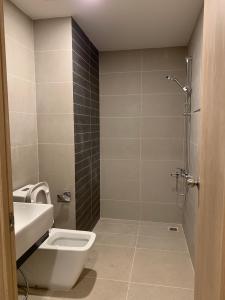 Phòng tắm căn hộ Sunrise CityView Cho thuê căn hộ Sunrise CityView, diện tích 39m2 - 1 phòng ngủ, nội thất cơ bản.