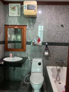 Nhà vệ sinh căn hộ HOÀNG ANH GIA LAI 1 QUẬN 7 Bán căn hộ tầng thấp Hoàng Anh Gia Lai 1, nội thất đẩy đủ.