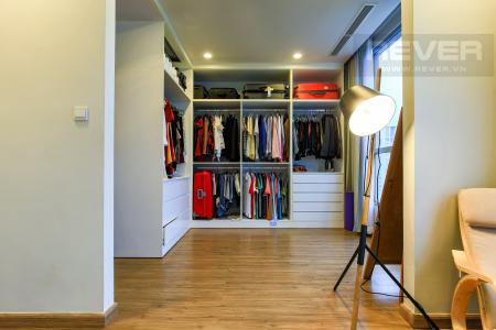 Khu để đồ Căn góc Vinhomes Central Park tầng cao Central 3 view sông