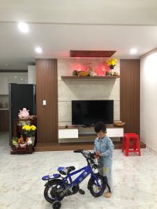 Phòng khách căn hộ Homyland 3 Bán căn hộ Homyland 3 Riverside tầng thấp, đầy đủ nội thất.