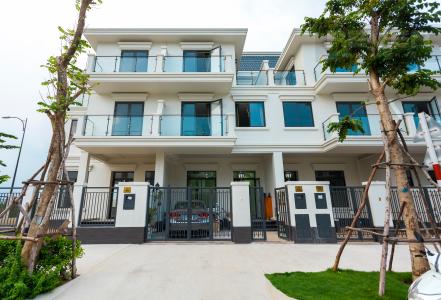 Mặt tiền Nhà phố Lakeview City Quận 2 cho thuê tầng trệt, tiện kinh doanh