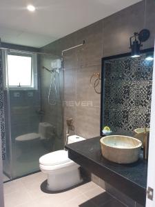 Phòng tắm căn hộ Happy Valley, Quận 7 Căn hộ Happy Valley hướng Nam, bàn giao đầy đủ nội thất sang trọng.