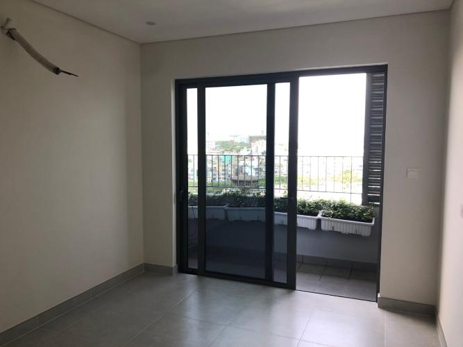 Phòng khách Diamond Riverside, Quận 8 Căn hộ Diamond Riverside tầng trung, ban công hướng Bắc.