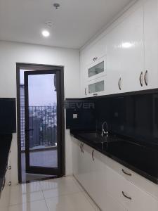 Phòng bếp Hado Centrosa Garden, Quận 10 Căn hộ Hado Centrosa Garden tầng cao, hướng Nam, view nội khu.