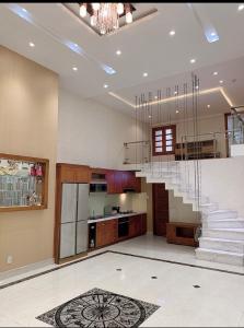 Nội thất Phú Hoàng Anh Căn hộ Phú Hoàng Anh Lofthouse tầng cao, đầy đủ nội thất