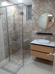 Phòng tắm căn hộ Saigon South Residence Căn hộ Saigon South Residences tầng thấp, đầy đủ nội thất