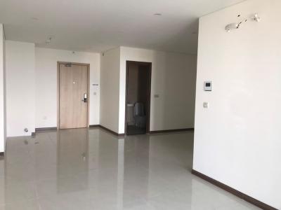 Phòng bếp Hado Centrosa Garden, Quận 10 Căn hộ Hado Centrosa Garden tầng cao, view hồ bơi.