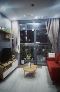 Phòng khách Him Lam Phú An, Quận 9 Căn hộ Him Lam Phú An hướng Đông Nam, view nội khu hồ bơi.