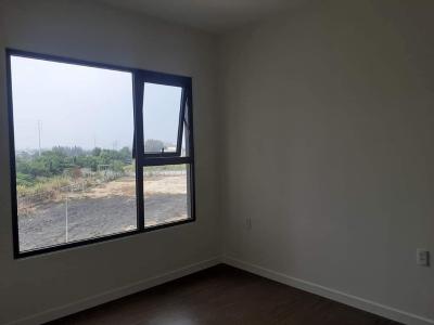 Bán căn hộ tầng thấp Safira Khang Điền, diện tích 90m2.