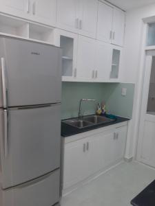 Nội thất căn hộ Sky Garden 3 Căn hộ Sky Garden 2 phòng ngủ thiết kế hiện đại, view thành phố.