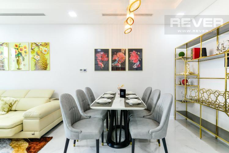 e1ffac752376c5289c67 Cho thuê căn hộ Vinhomes Central Park 2PN, tháp Landmark 81, đầy đủ nội thất, hướng Đông Nam, view hồ bơi