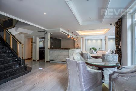 Phòng khách biệt thự Nhà Bè Bán hoặc cho thuê biệt thự KDC Kim Long, Nhà Bè, diện tích đất 10x21m, đầy đủ nội thất cao cấp, cửa hướng Nam