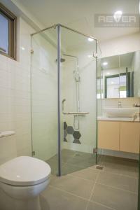 Toilet căn hộ SAIGON SOUTH RESIDENCE Bán căn hộ Saigon South Residence 2PN, diện tích 71m2, đầy đủ nội thất, view nội khu