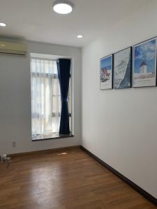 Phòng ngủ căn hộ SKY GARDEN Bán căn hộ Sky Garden 3PN, diện tích 88m2, đầy đủ nội thất, lót full sàn gỗ