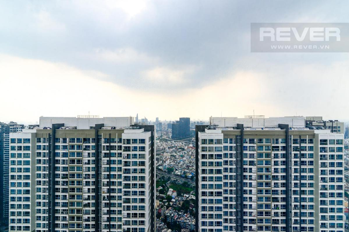View 2 Bán hoặc cho thuê căn hộ Vinhomes Central Park 4PN, tháp Landmark 81, diện tích 164m2, đầy đủ nội thất, căn góc view thoáng