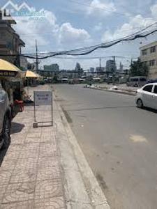 Mặt tiền nhà phố Trần Xuân Soạn, Quận 7 Nhà phố mặt tiền hướng Đông, diện tích 19.6m2.