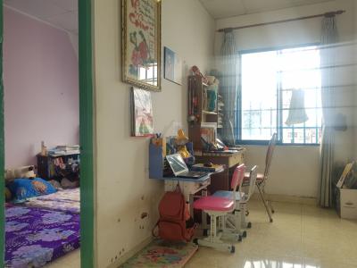 Phòng ngủ chung cư Bùi Minh Trực Căn hộ chung cư Bùi Minh Trực tầng 4, nội thất cơ bản.