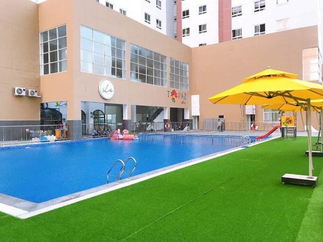 Hồ bơi Topaz City Căn hộ Topaz City tầng trung, hướng nội khu yên tĩnh.