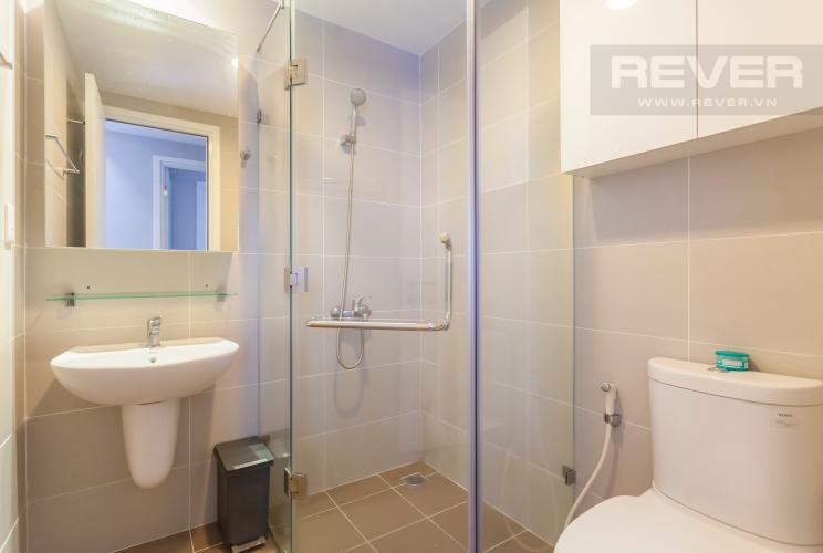 Phòng tắm Căn hộ Masteri Thảo Điền tầng cao tháp T1B view nhìn về Quận 1