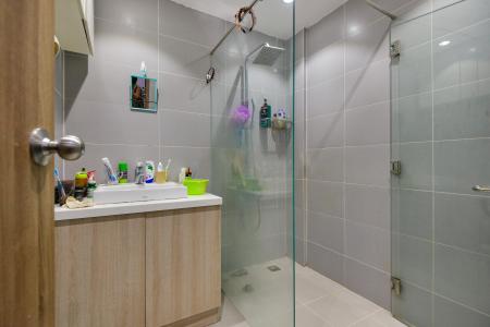 Toilet penthouse Chung cư Bộ Công An Cho thuê penthouse Chung cư Bộ Công An 3PN, diện tích nhà 160m2, diện tích sân vườn 200m2, đầy đủ nội thất