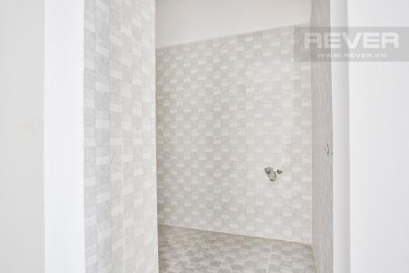 Toilet Căn hộ IDICO Tân Phú 2 phòng ngủ tầng trung block C nhà trống