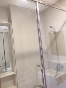 Phòng tắm Jamila Khang Điền, Quận 9 Căn hộ Jamila Khang Điền tầng cao, 2 phòng ngủ, view thành phố.