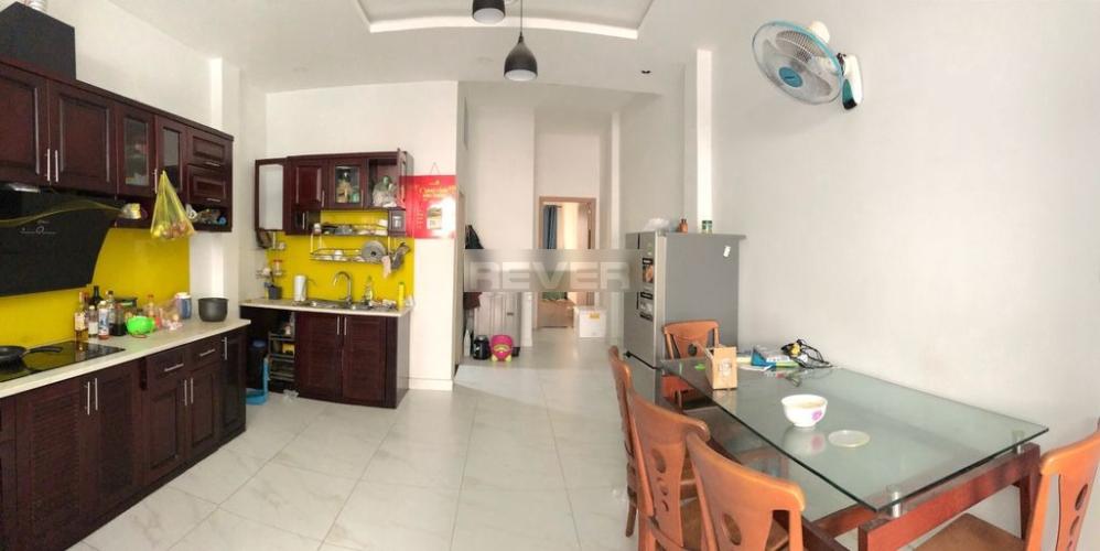 Phòng ăn nhà phố Thủ Đức Nhà phố quận Thủ Đức 80m2, đầy đủ nội thất, hẻm xe hơi.