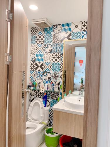 Căn hộ Richstar, Tân Phú Căn hộ Richstar tầng trung, view nội khu mát mẻ.