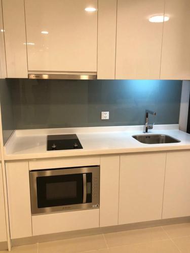 Bếp Gateway Thảo Điền Căn hộ Studio Gateway Thảo Điền nội thất đầy đủ, phong cách tối giản.