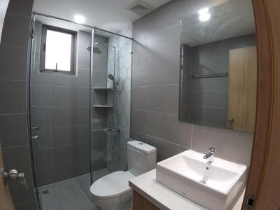 Toilet Căn hộ SAIGON SOUTH RESIDENCE Bán căn hộ Saigon South Residence tầng trung, diện tích 71m2 - 2 phòng ngủ, đầy đủ nội thất