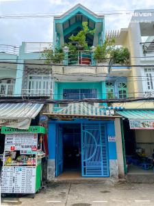 Bán nhà 3 tầng hẻm 1 sẹc Xóm Chiếu, Quận 4, cách Nhà thờ Xóm Chiếu 200m