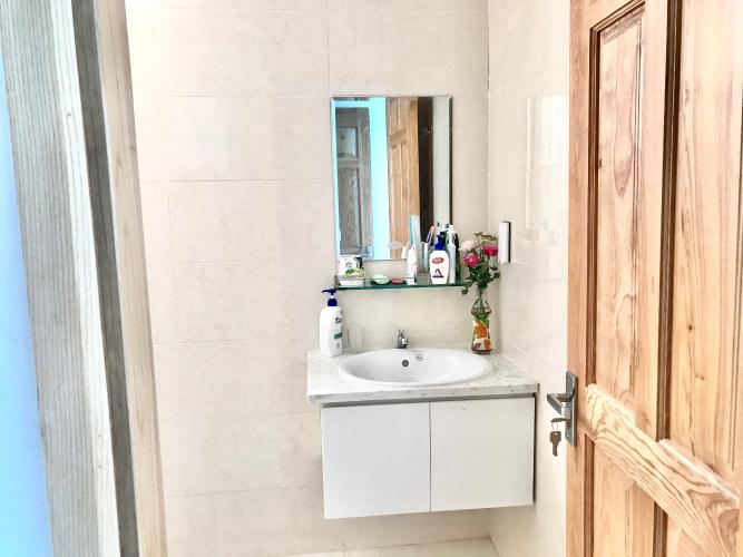 Căn hộ Sunrise Riverside Căn hộ Sunrise Riverside tầng thấp, view nội khu hồ bơi thoáng mát.