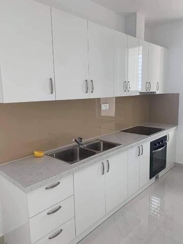 Phòng bếp Saigon Mia, Bình Chánh Căn hộ Saigon Mia tầng trung, hướng Nam.