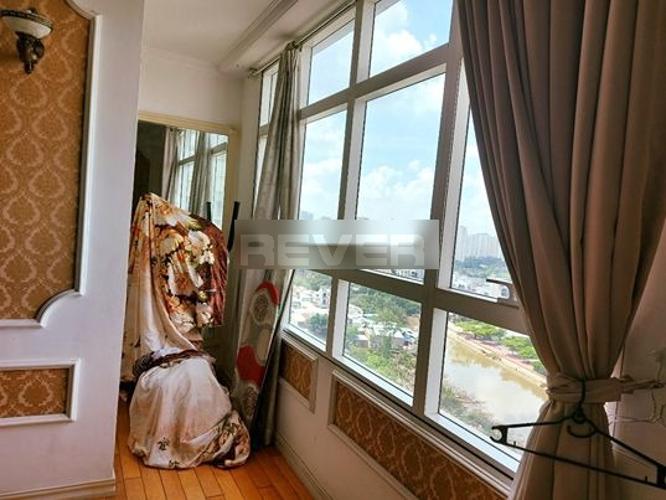 Căn hộ Sunrise City, Quận 7 Căn hộ Sunrise City tầng trung, ban công hướng Đông.