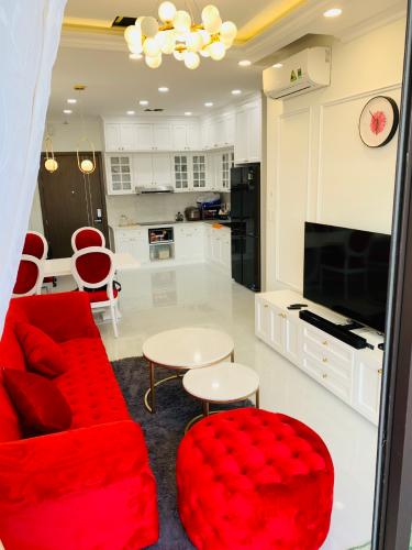 Phòng khách Jamila Khang Điền, Quận 9 Căn hộ Jamila Khang Điền tầng cao, hướng Tây Nam view biệt thự.